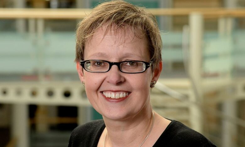 Lynne Embleton