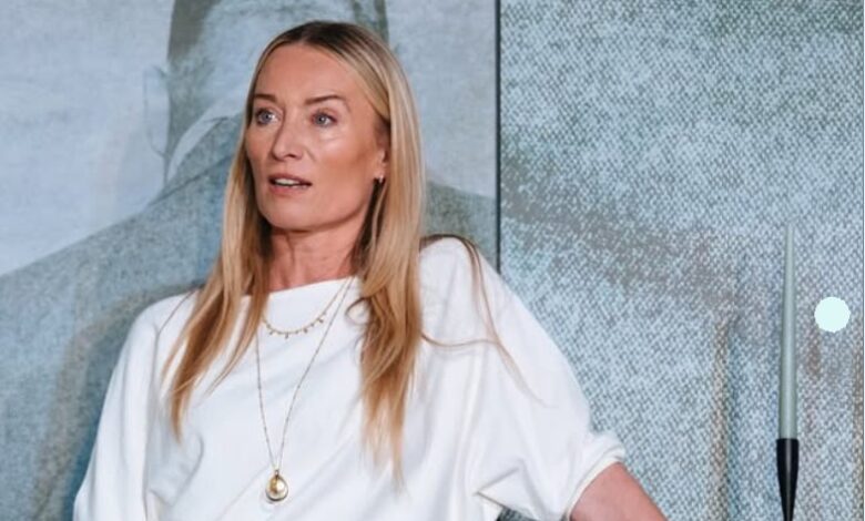 Victoria Smurfit