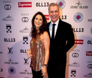 who is alexis murdoch married to