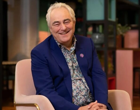 Mark Constantine